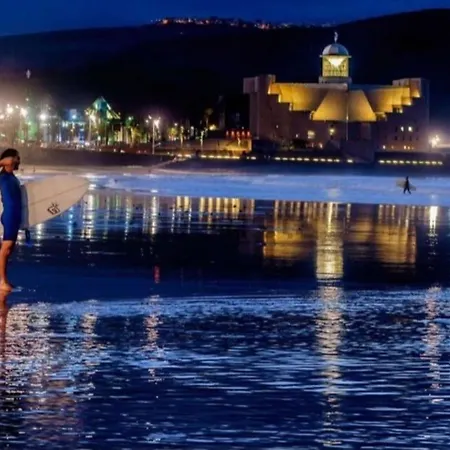 Sea And City View - Las Canteras